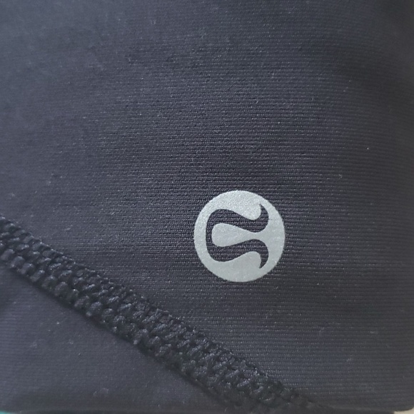 Lululemon Inspire Crop Legging- 6 - Picture 4 of 4